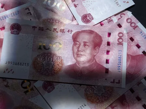 Trung Quốc siết chặt kiểm soát với tầng lớp trung lưu, áp thuế 20% cho lợi nhuận đầu tư nước ngoài