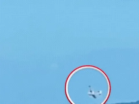 Brazil: Máy bay lao đầu xuống sông, vỡ tan thành nhiều mảnh