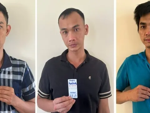 Bắt Lê Đức Danh sinh năm 1997 và 2 người khác trong nhà nghỉ