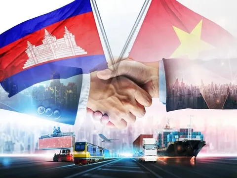 Campuchia 'bán thô vẫn giàu', doanh thu 1,5 tỷ USD: Việt Nam là điểm đến số 1