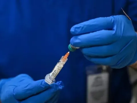 Mỹ điều chỉnh lịch tiêm vaccine cho trẻ em, khuyến nghị giảm số mũi tiêm