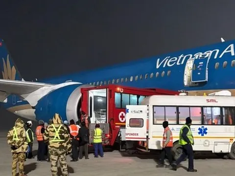 Máy bay Vietnam Airlines hạ cánh khẩn cấp tại Ấn Độ