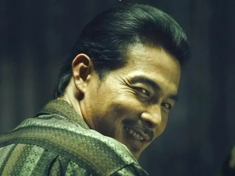 Nam tài tử độc thân ở tuổi U50 vào vai phản diện ấn tượng nhất "Thiên đường máu"