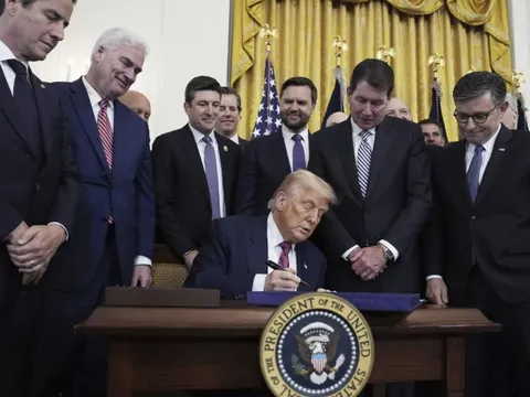 Ông Donald Trump rút Mỹ khỏi 66 tổ chức quốc tế