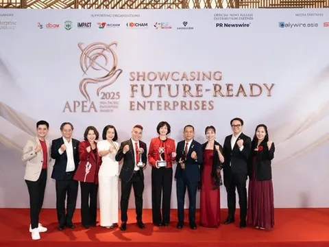 Generali Việt Nam lập “hat-trick” 03 giải thưởng tại Asia Pacific Enterprise Awards 2025